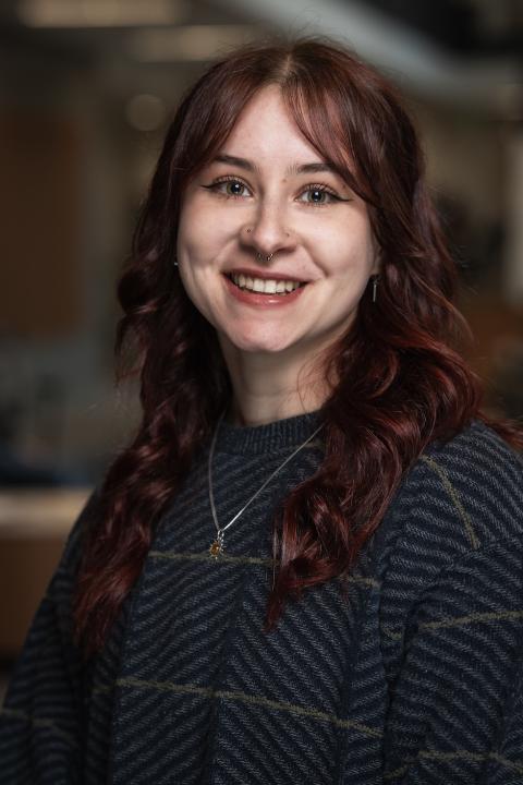 Katherine Janicki Headshot 